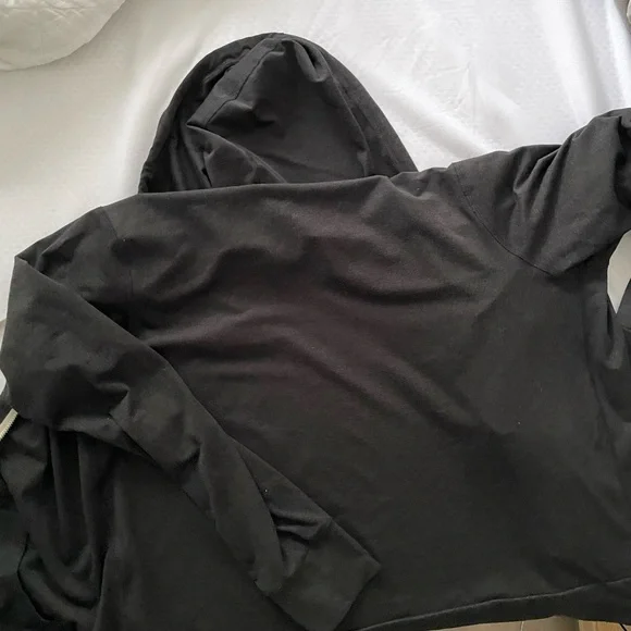 Vuori Black Zip-Up Hoodie size xl - Picture 2 of 4